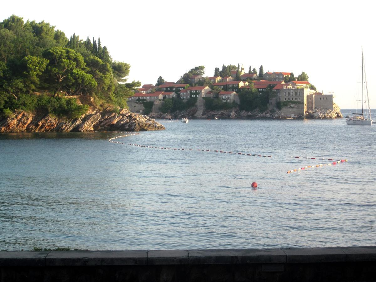 Apartments Danilo Kazanegra Sveti Stefan Exterior photo